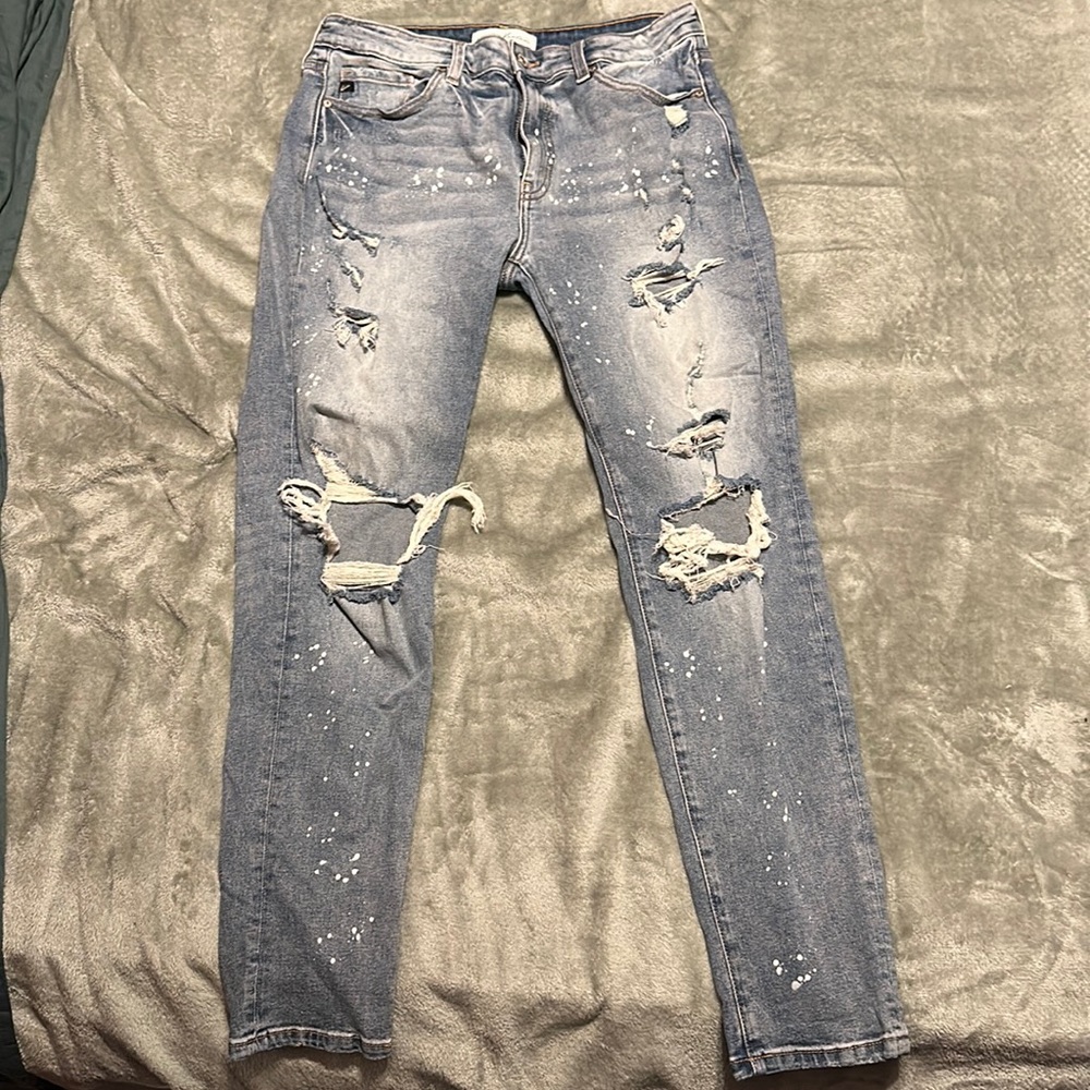 KanCan High Rise Distressed Jeans | Size 9/28